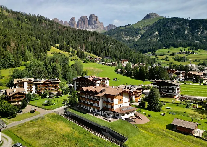 Alpenhotel Panorama Campitello di Fassa